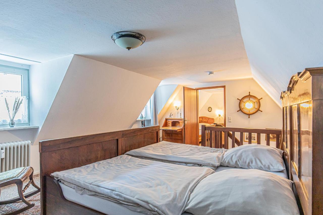 Fewo1846 - Lille Petuhtante II - Elegante Vintage-Wohnung Mit 2 Schlafzimmern Flensburg Bagian luar foto